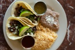 2 Tacos de Casa