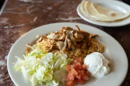Arroz con Pollo